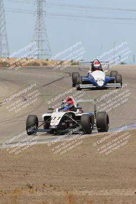 media/Apr-30-2023-CalClub SCCA (Sun) [[28405fd247]]/Group 4/Outside Grapevine/